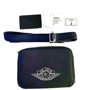 DIOR X AIR JORDAN 2020 Air Dior Wing Logo Zip-Around Crossbody Bag Navy